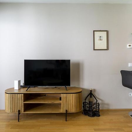 Apartment With Garden Close To Stadthalle, Westbahnhof ウィーン エクステリア 写真